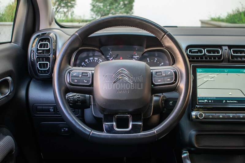 Citroen C3 Aircross Buisnus crosower