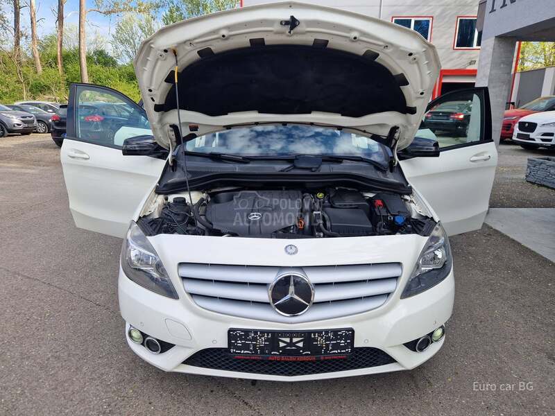 Mercedes Benz B 180 EXECUTIVE