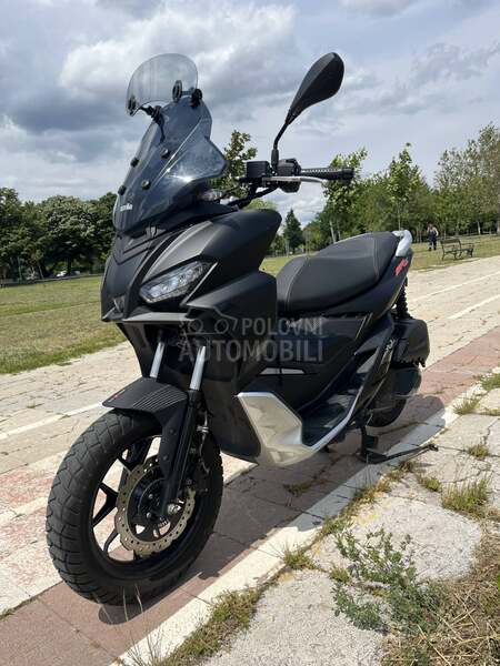 Aprilia Aprilia SR GT 200