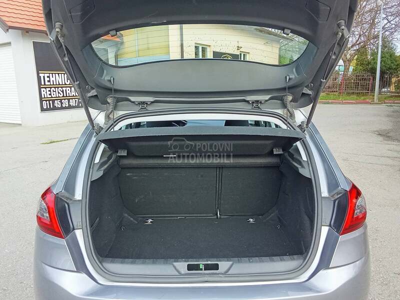 Peugeot 308 1,5hdi virtual