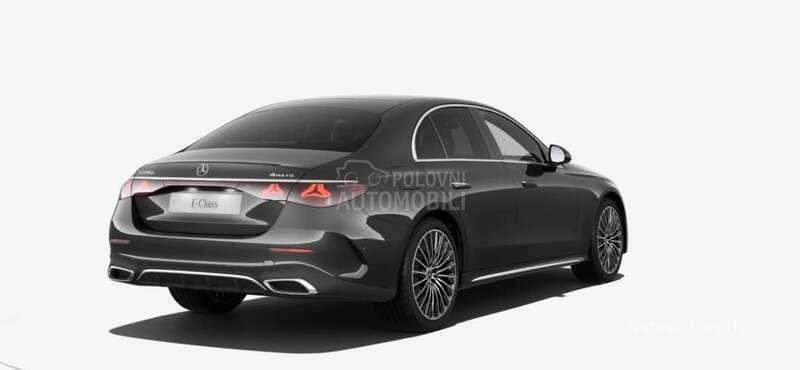 Mercedes Benz E 220 AMG