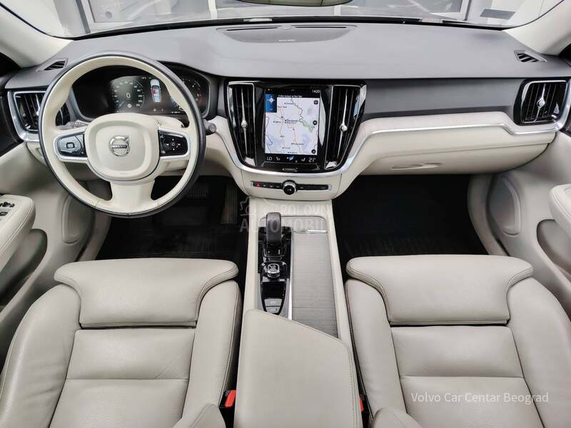 Volvo V60 Cross Country B4 AWD PRO A/T
