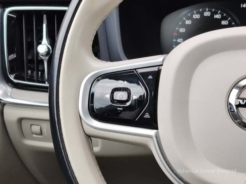 Volvo V60 Cross Country B4 AWD PRO A/T