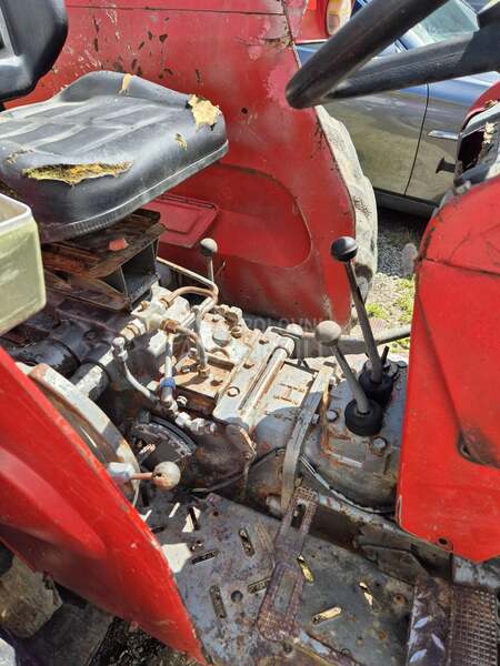 Massey Ferguson 165