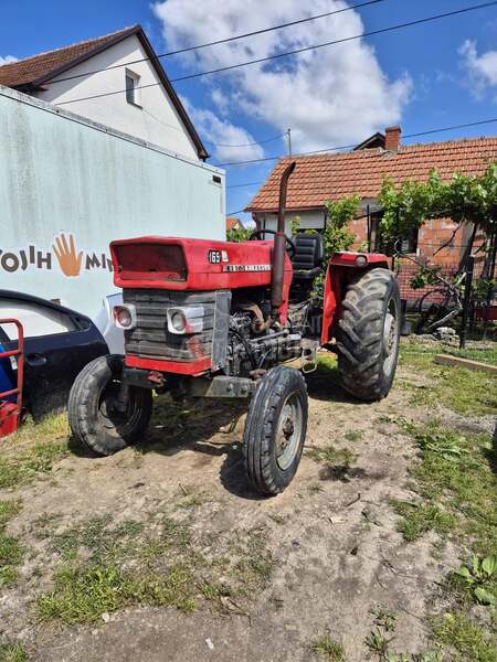 Massey Ferguson 165