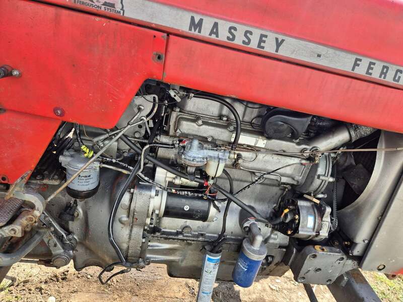Massey Ferguson 165