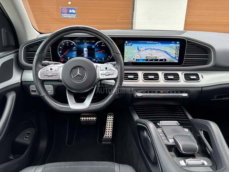 Mercedes Benz GLE 300 2xAMG PANO VAZDUH