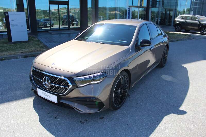 Mercedes Benz E 220 AMG