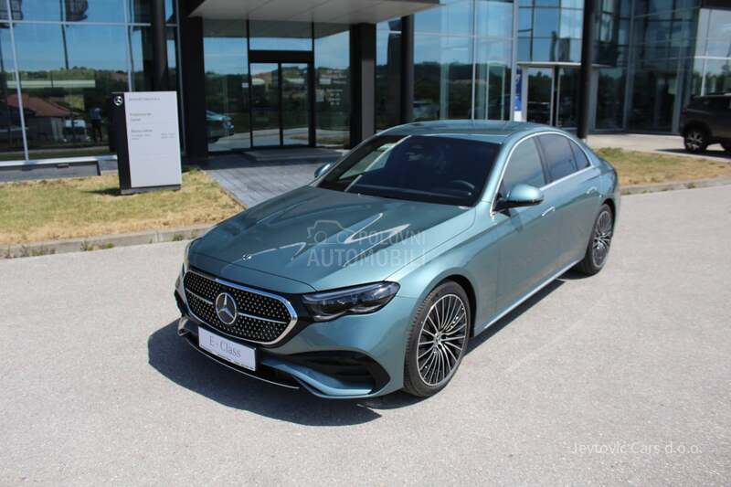 Mercedes Benz E 220 AMG