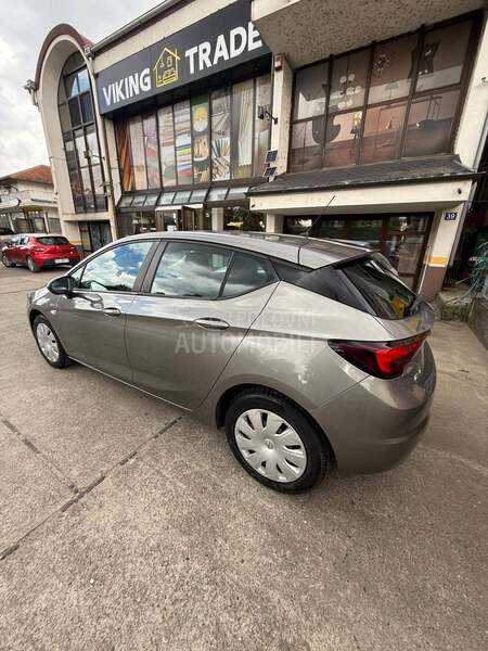 Opel Astra K 
