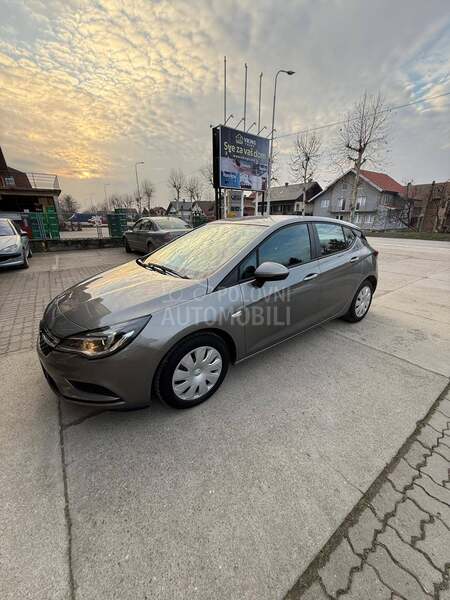 Opel Astra K 