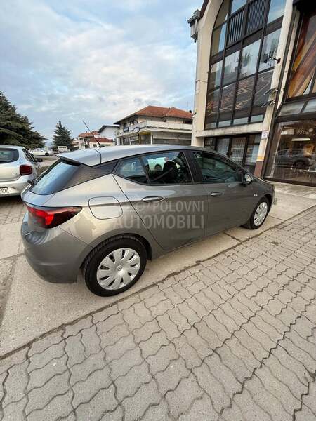 Opel Astra K 