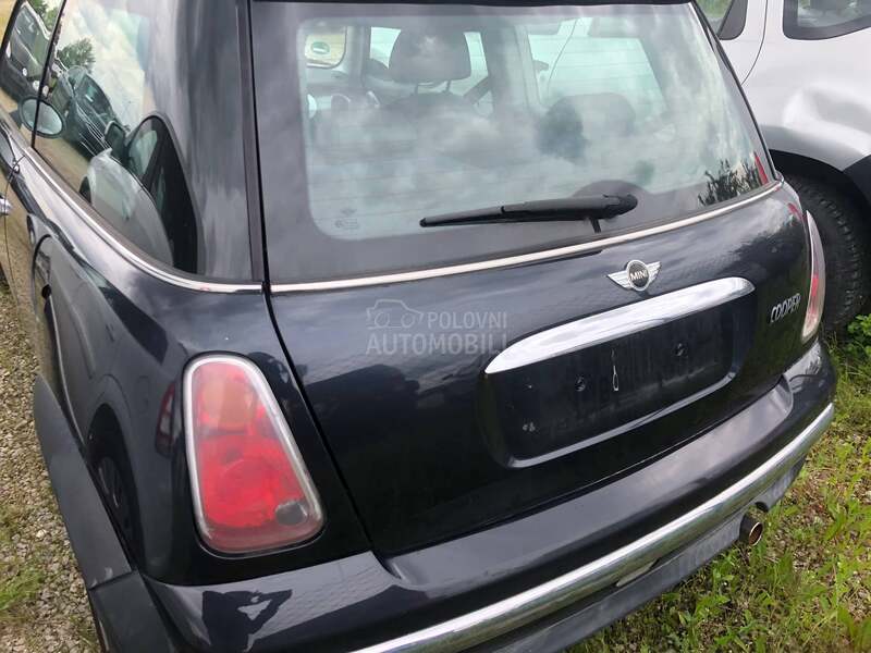 MINI Cooper 1.6b