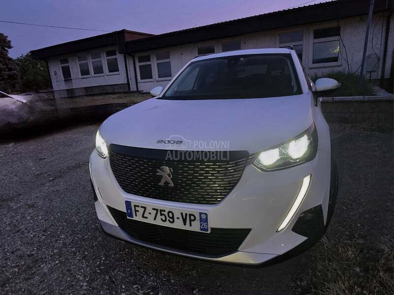 Peugeot 2008 ALLURE/ 3D/Virtual