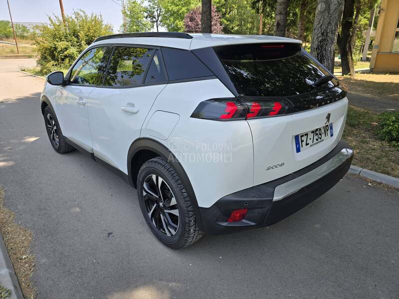 Peugeot 2008 ALLURE/ 3D/Virtual