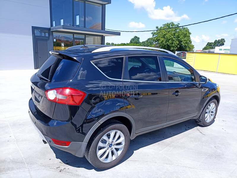 Ford Kuga TITANIJUM 2.0 4X4