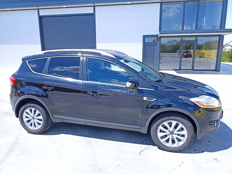 Ford Kuga TITANIJUM 2.0 4X4