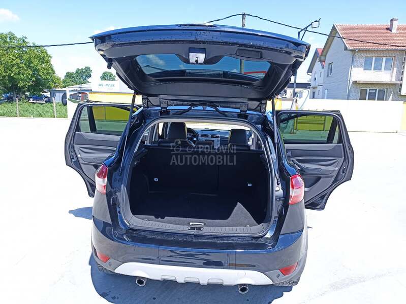 Ford Kuga TITANIJUM 2.0 4X4