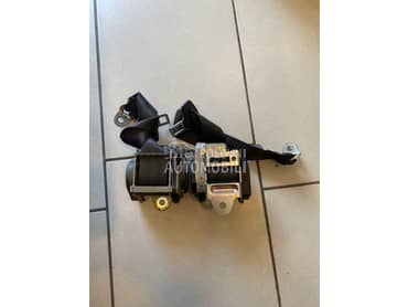 zadnji pojasevi za Škoda Superb