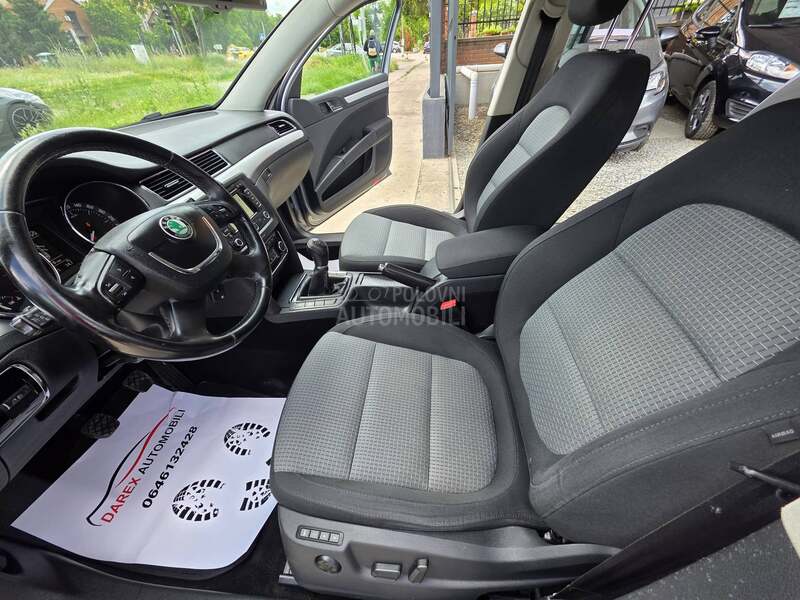 Škoda Superb 1.6 TDI N.A.V.I