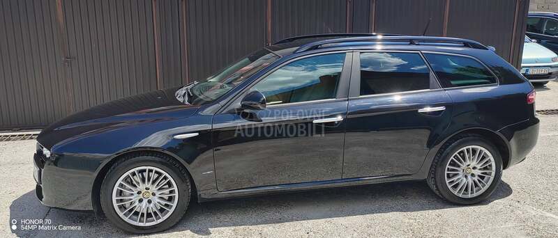 Alfa Romeo 159 