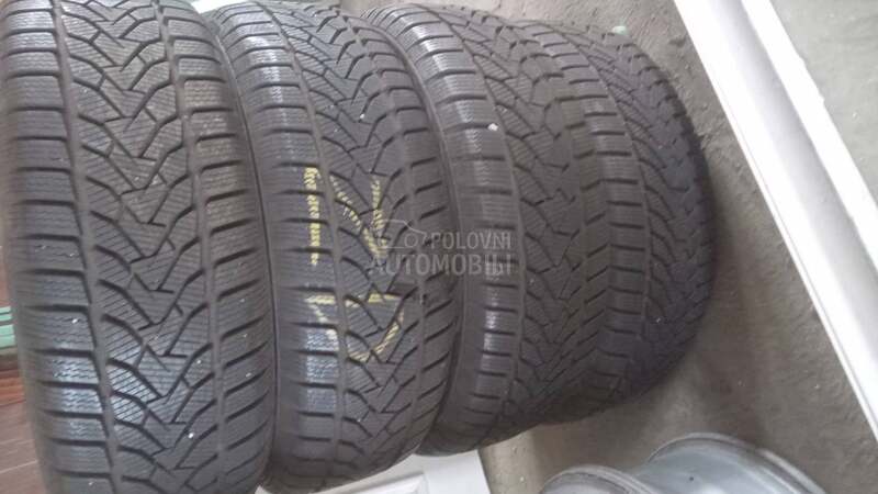Uniroyal 205/60 R16 Zimska