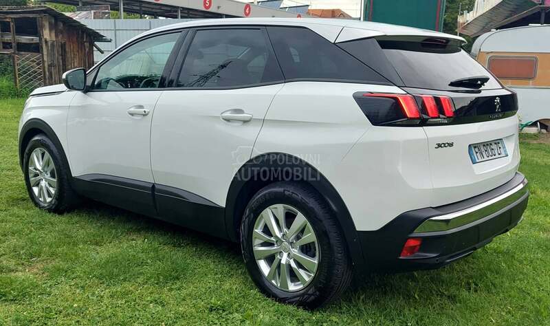 Peugeot 3008 1.2 ACTIVE BUSINESS