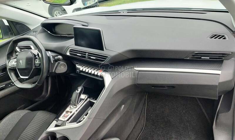 Peugeot 3008 1.2 ACTIVE BUSINESS