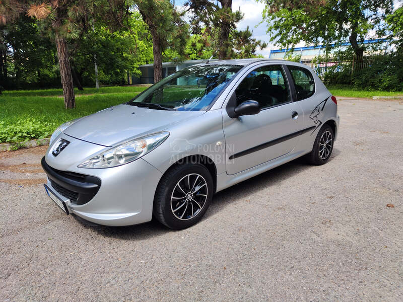 Peugeot 206 plus 