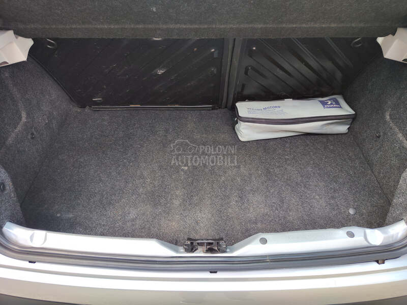 Peugeot 206 plus 