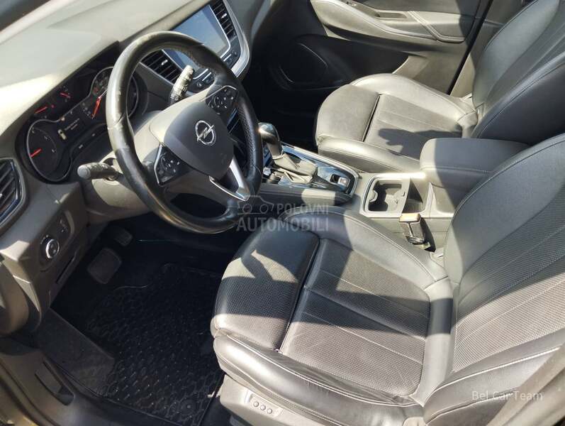 Opel Grandland X 6AT
