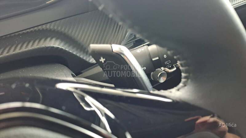 Peugeot 2008 1.2 PURE NAV LED ALU