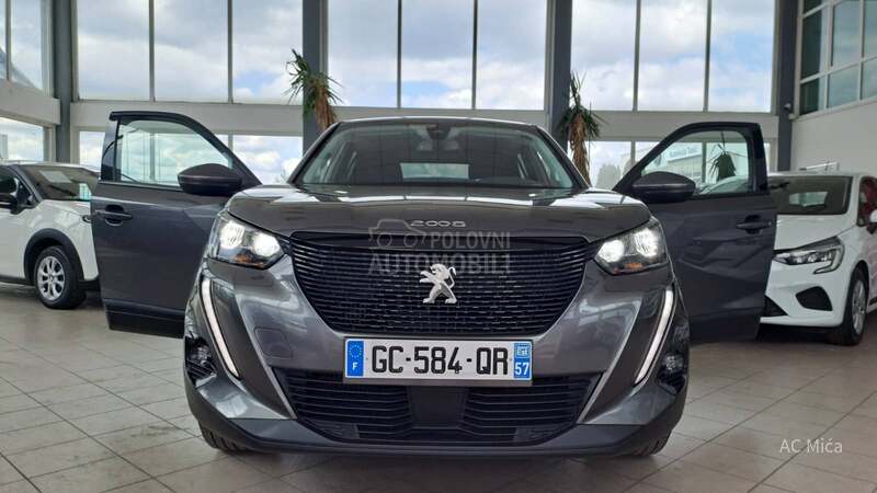Peugeot 2008 1.2 PURE NAV LED ALU
