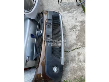 prednji branik za Dacia Sandero, Stepway od 2008. do 2012. god.