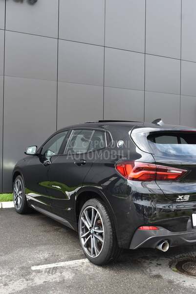 BMW X2 sDrive 18i AT