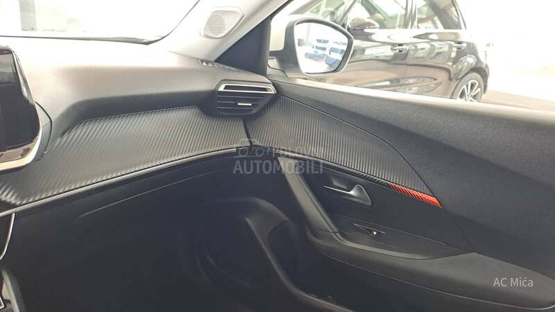 Peugeot 2008 1.2 PURE NAV AUT ALU