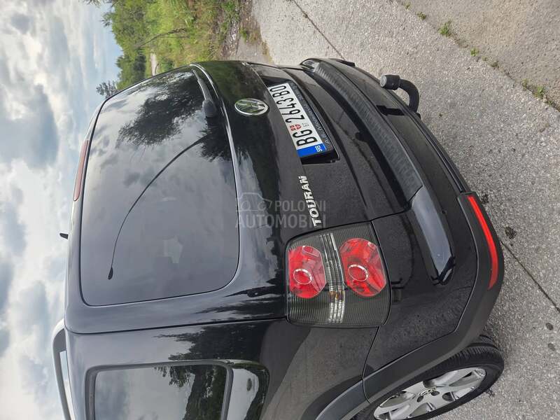 Volkswagen Touran CROSS