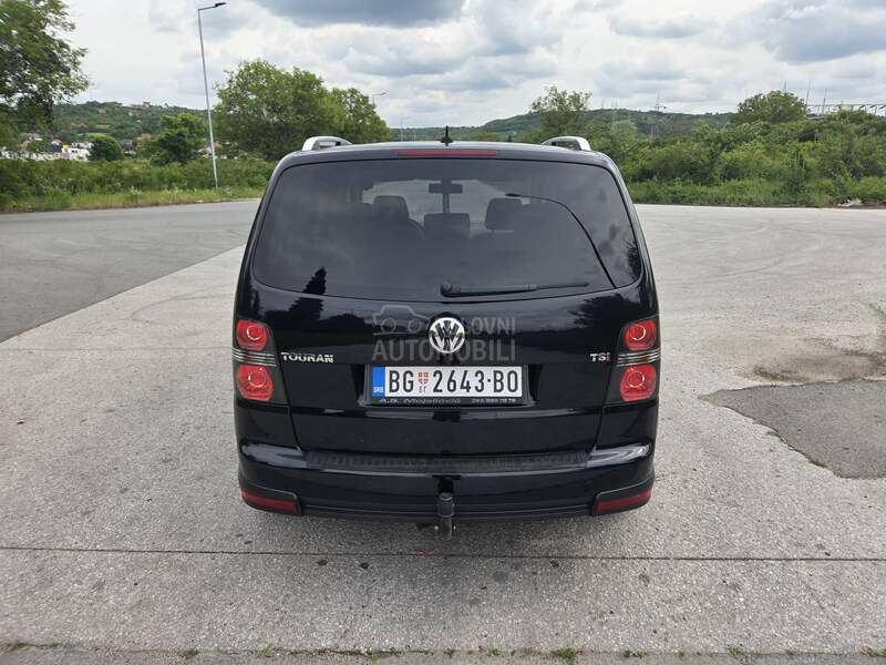 Volkswagen Touran CROSS