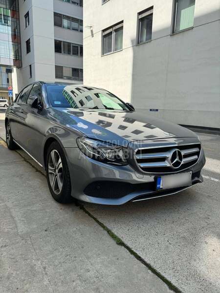 Mercedes Benz E 220 