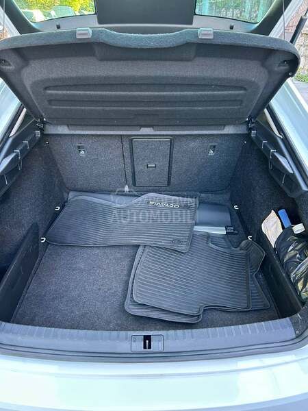 Škoda Octavia 2.0tdi STYLE pr.vl