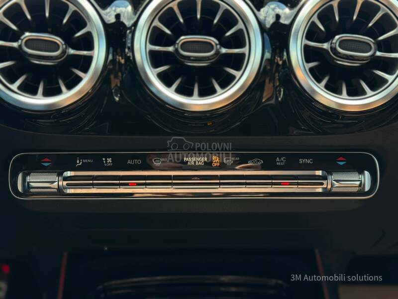 Mercedes Benz GLA 200 D/AMG/MULTIBEAM/PANO