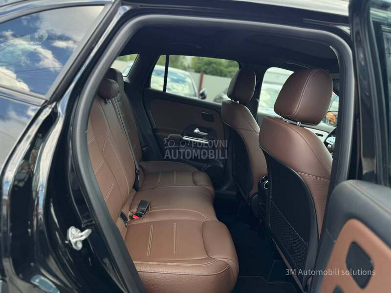 Mercedes Benz GLA 200 D/AMG/MULTIBEAM/PANO