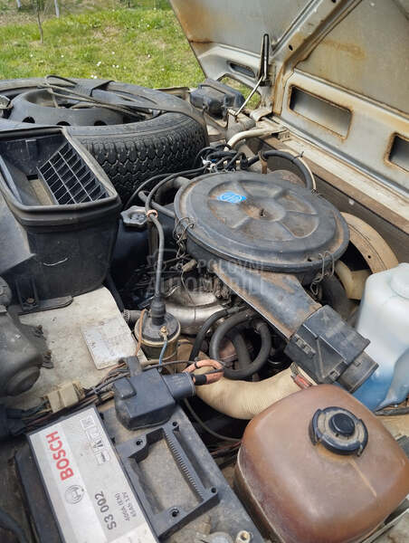 Lada Niva 