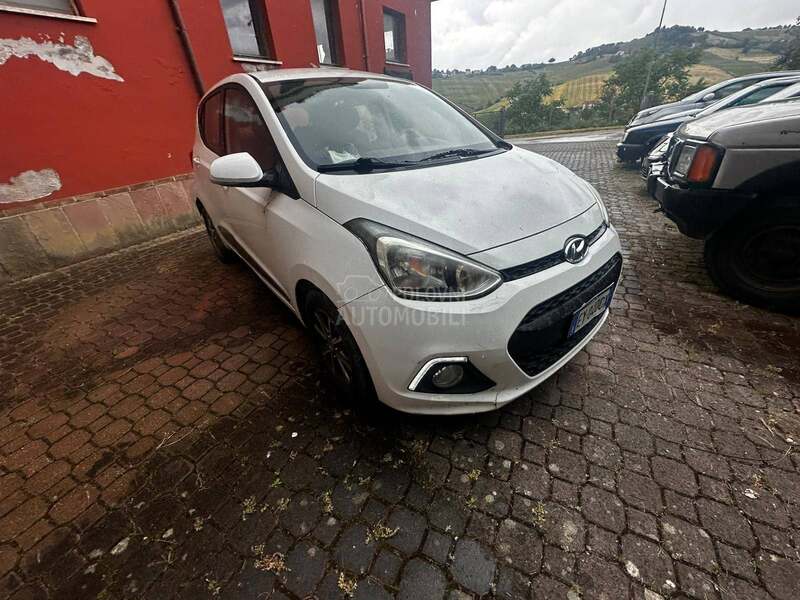 Hyundai i10 1.0 b