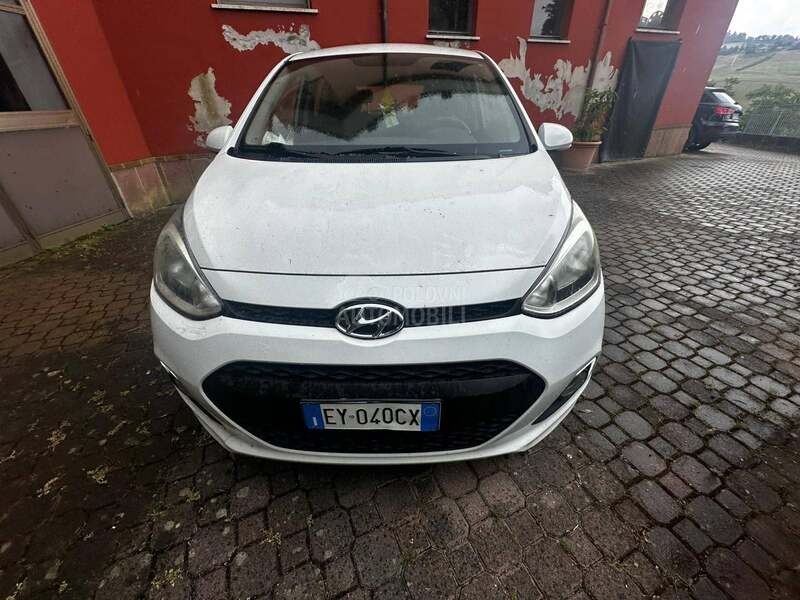 Hyundai i10 1.0 b