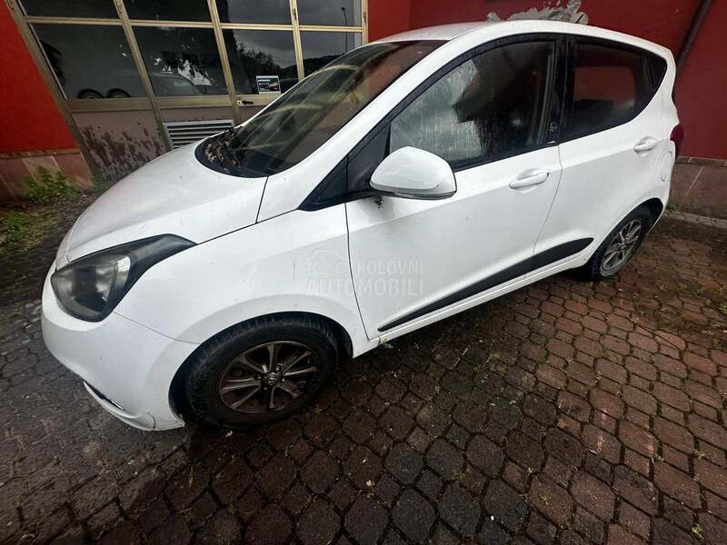 Hyundai i10 1.0 b