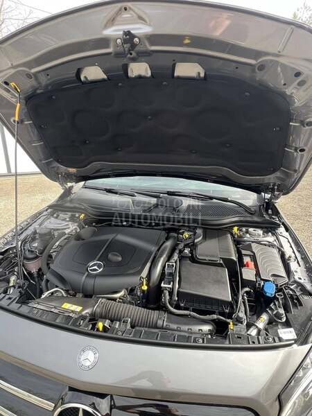 Mercedes Benz GLA 200 LED  AUT