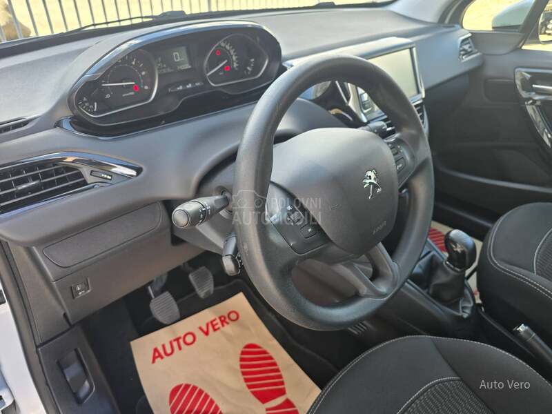 Peugeot 208 1.6 HDI