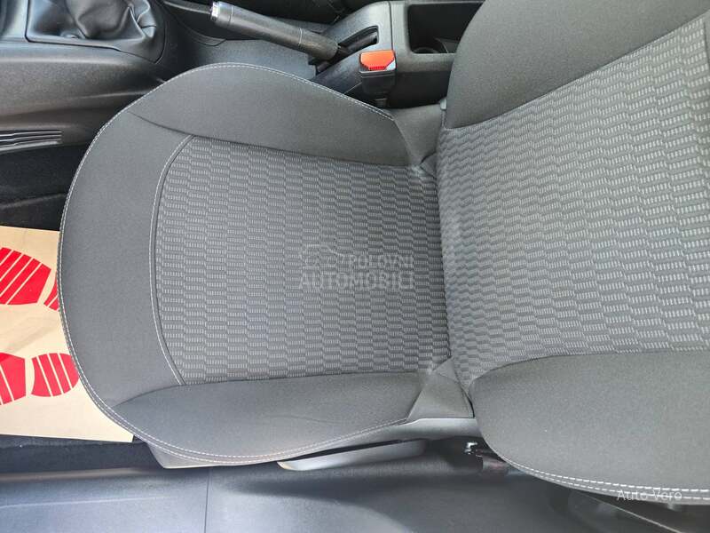Peugeot 208 1.6 HDI
