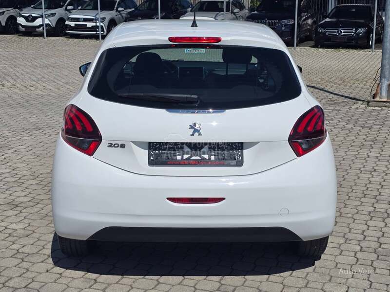 Peugeot 208 1.6 HDI